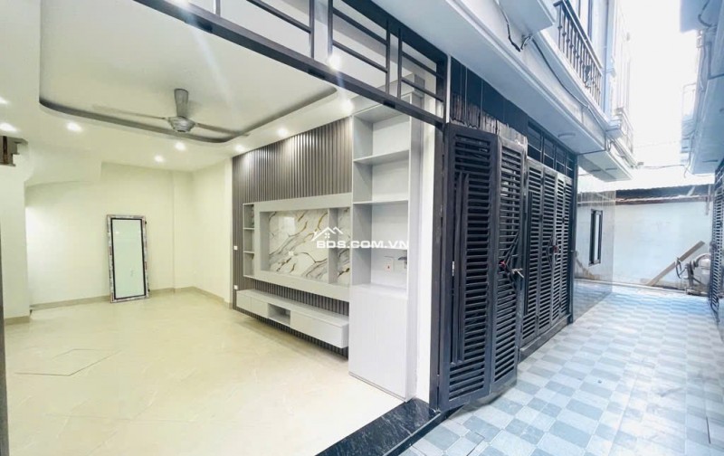 Bán Nhà - Ngọc Trục - Đại Mỗ - Nam Từ Liêm - 33m2 - 5 tầng - 6 Tỷ